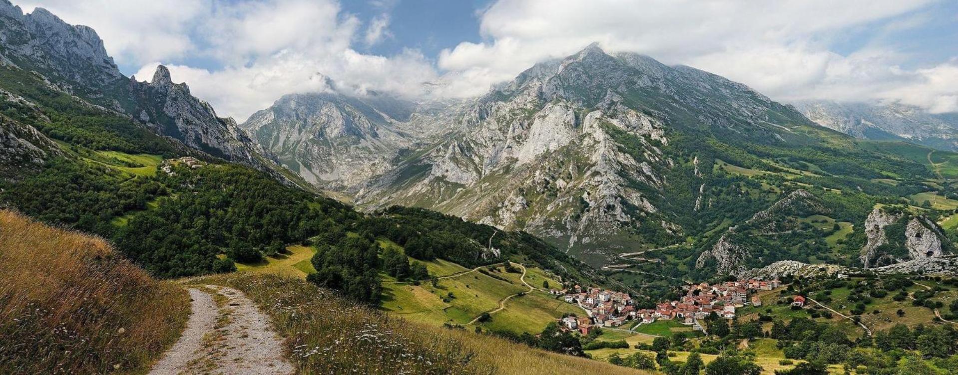 Albergue Pena Castil Sotres Buitenkant foto