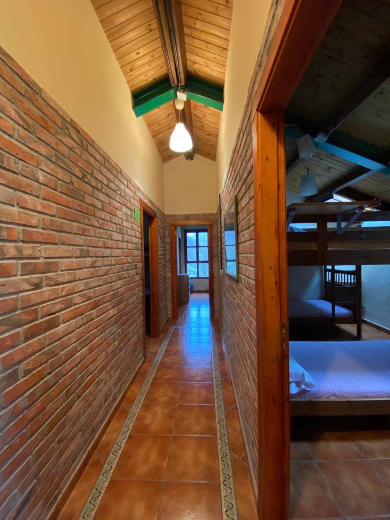 Albergue Pena Castil Sotres Buitenkant foto